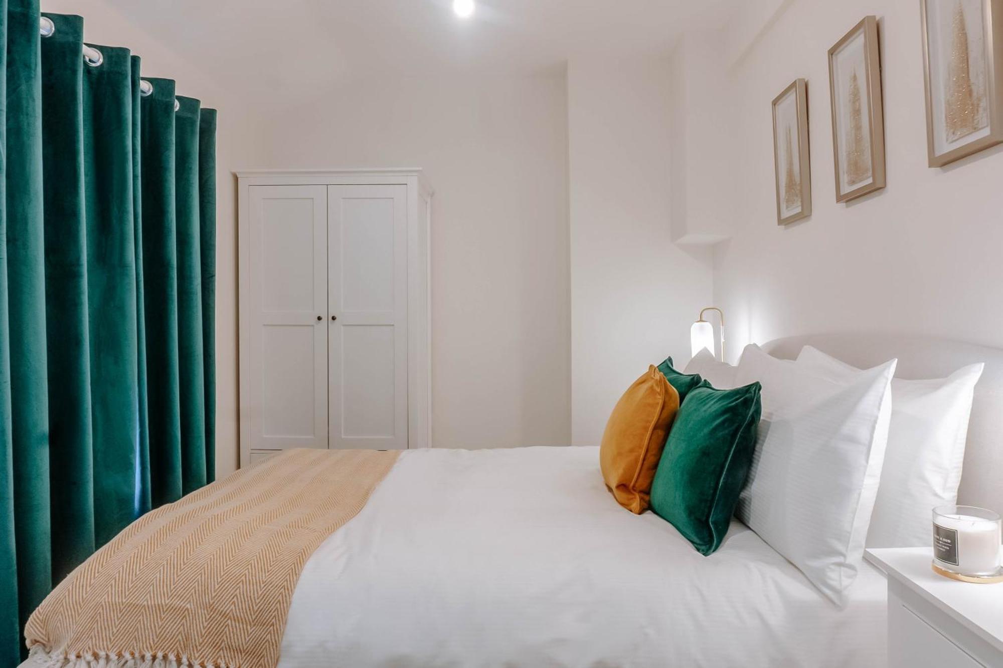 Mayfield Three - Central Harrogate Apartment エクステリア 写真