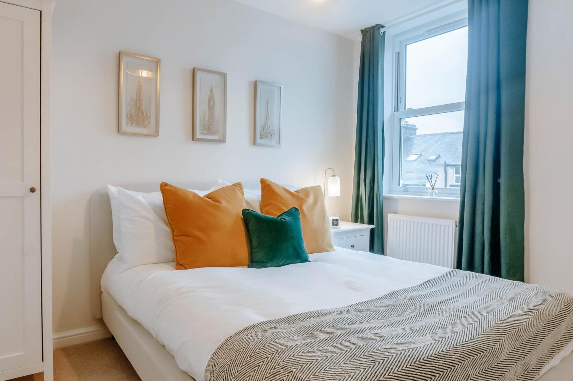 Mayfield Three - Central Harrogate Apartment エクステリア 写真